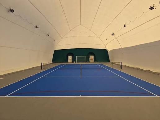 Indoor tennis court at TC Ambrosiano